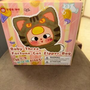 Baby Three Fortune Cat Zipper Bag